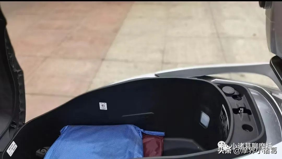 2018lead125参数,lead125值不值得购买