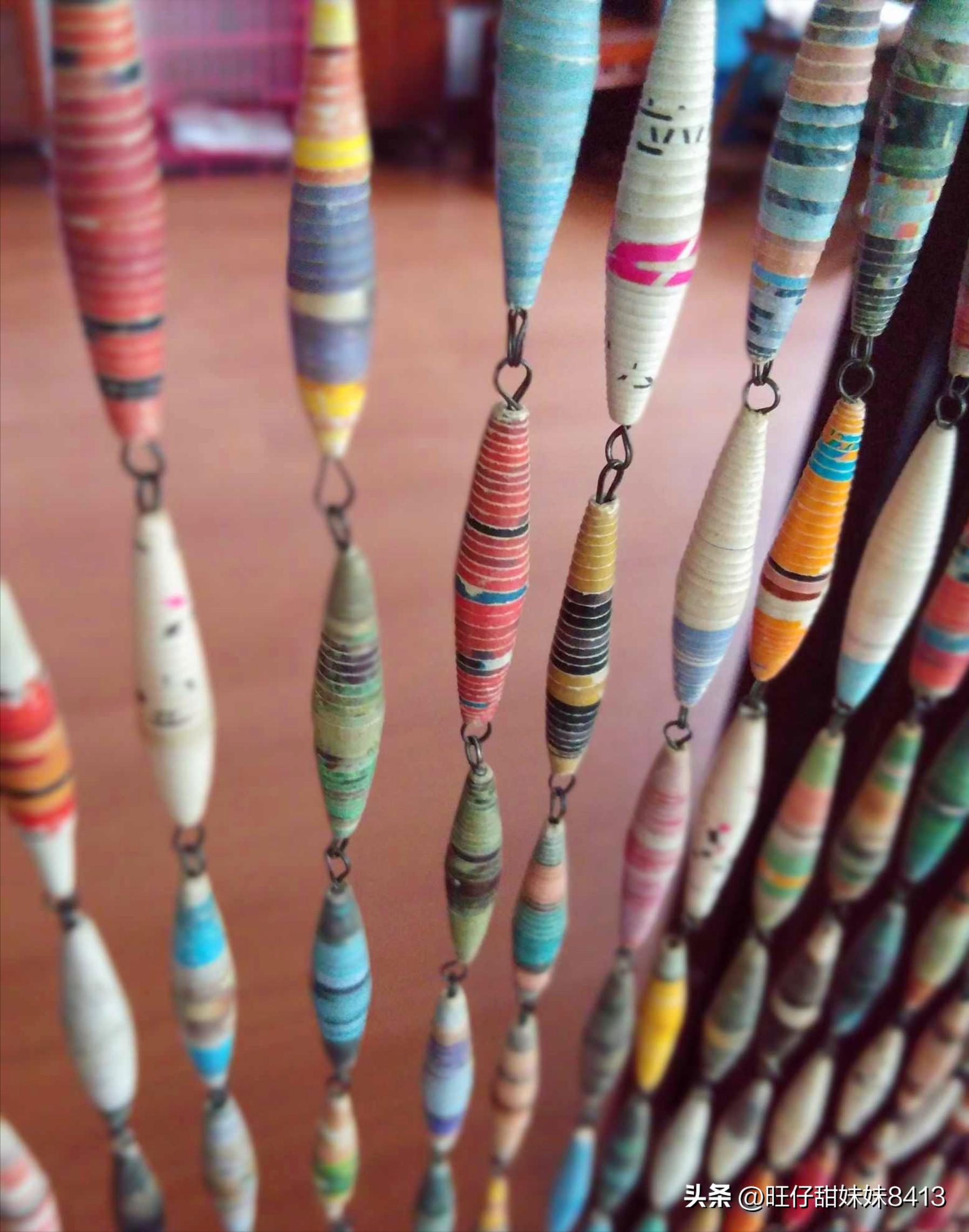 80年代自制门帘挂历纸,旧挂历挂帘