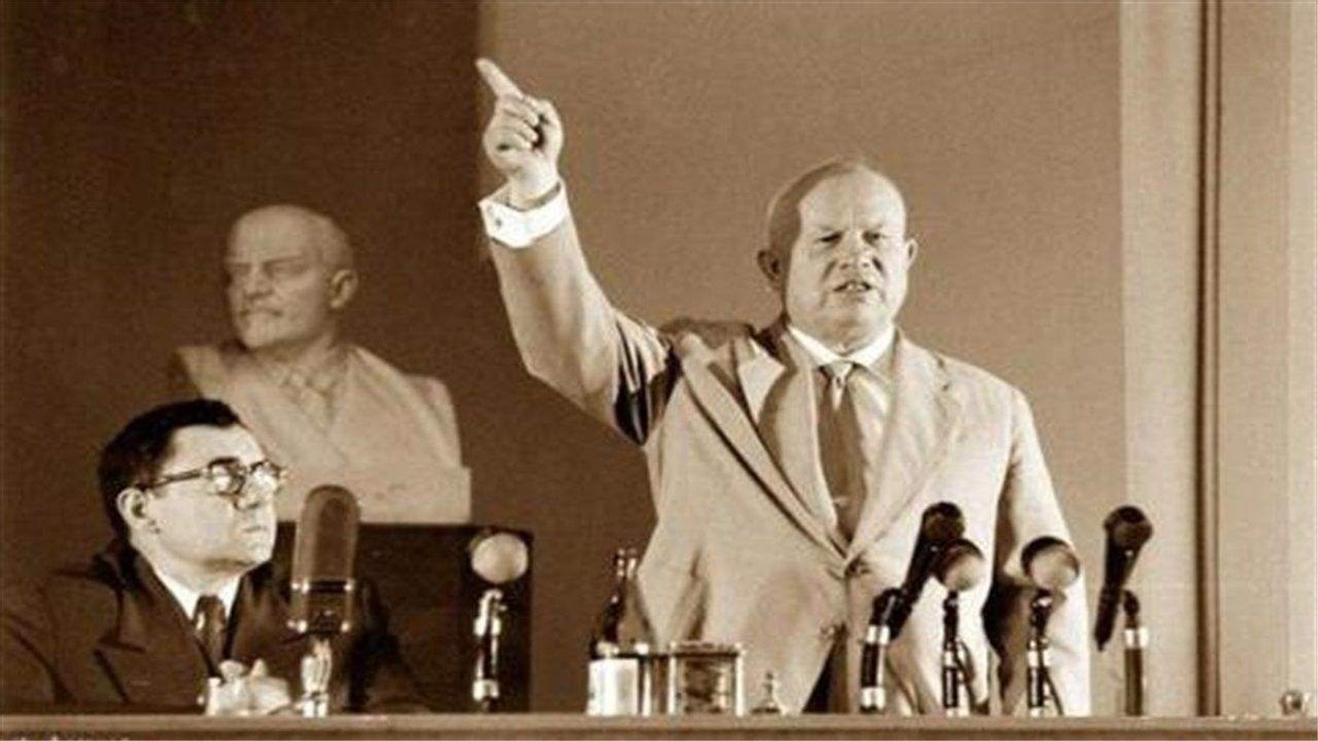 苏联红场阅兵u2侦察机,红场阅兵打下美国侦察机