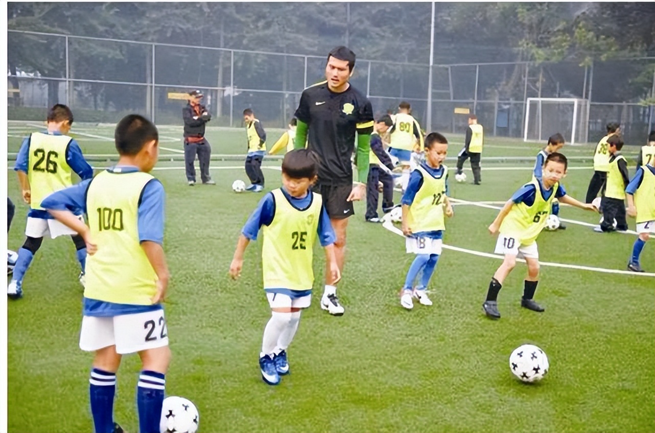 中国足球与教育体制有关吗,中国足球青训的缺点