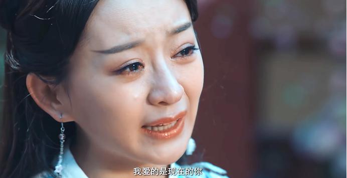 43岁还在演纯情少年？糊了的“花弄影”，为何沦为烂片主角？