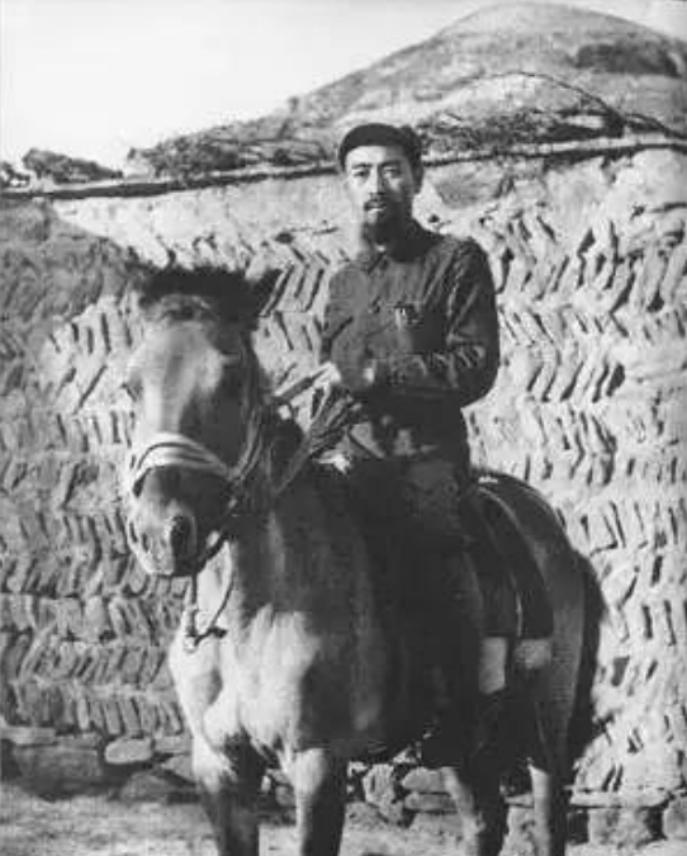 60年蒋介石在金寨空投6名特务，得知消息后，廖容标：我亲自去抓