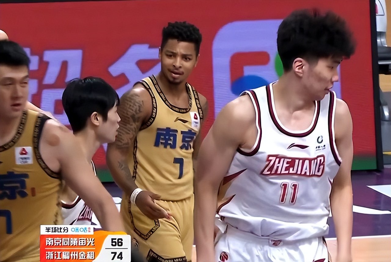 19岁身高2米,19岁身高2米16