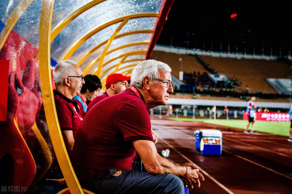 困境中广州队克服困难,广州足球俱乐部困境