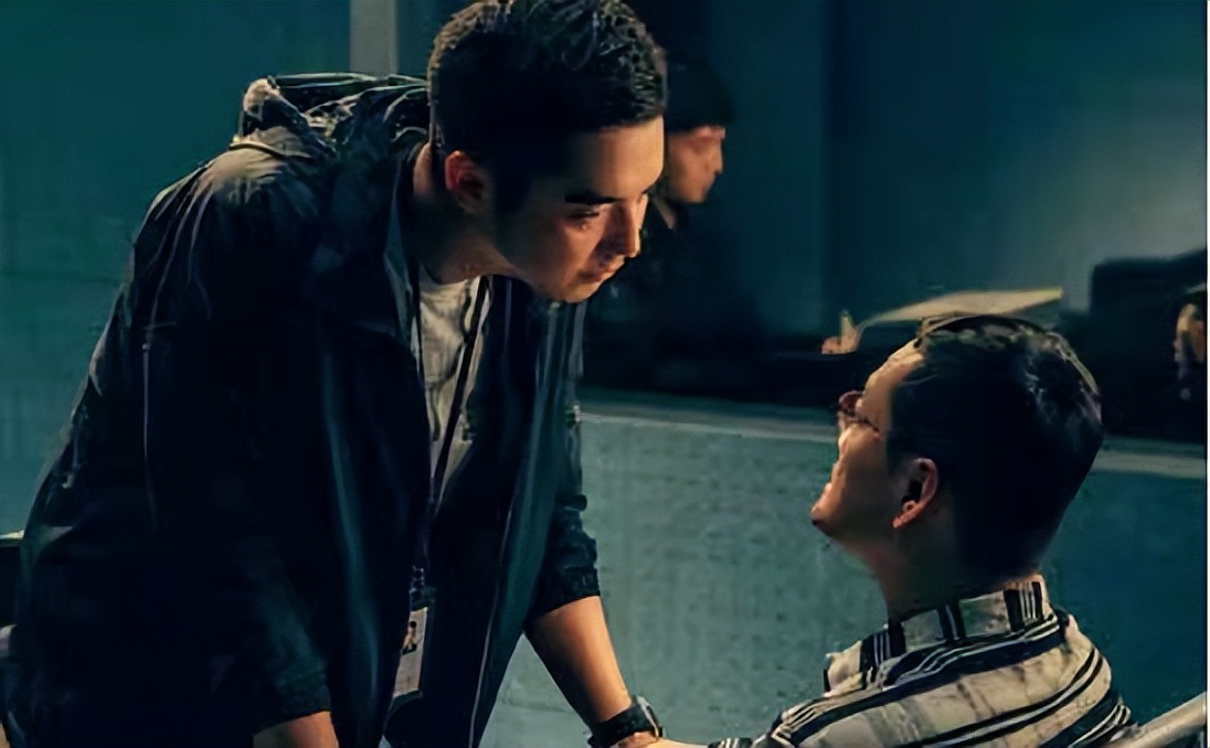 爱情公寓展博真实名字,爱情公寓中展博加入的是什么协会