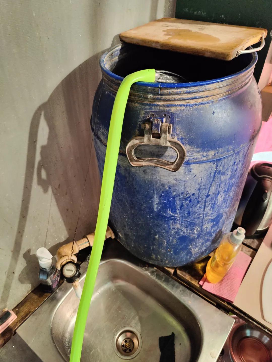 集中营六记,集中营逃亡7年