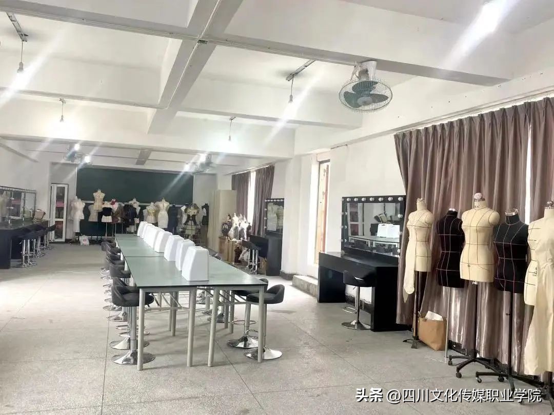 四川文化传媒职业学院是单招吗,四川文化传媒职业学院报名时间表