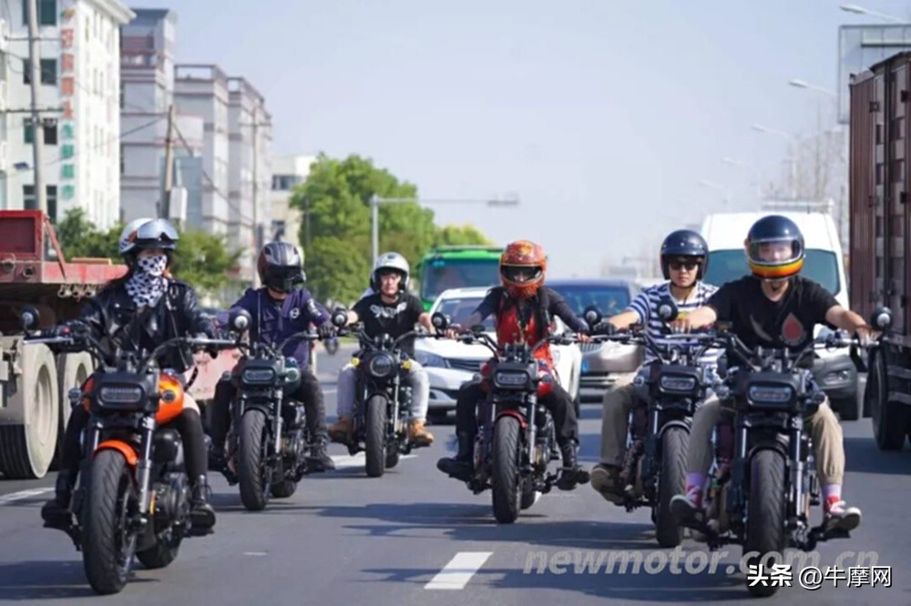 庄威400这款车怎么样,庄威400普通版与豪华版的区别