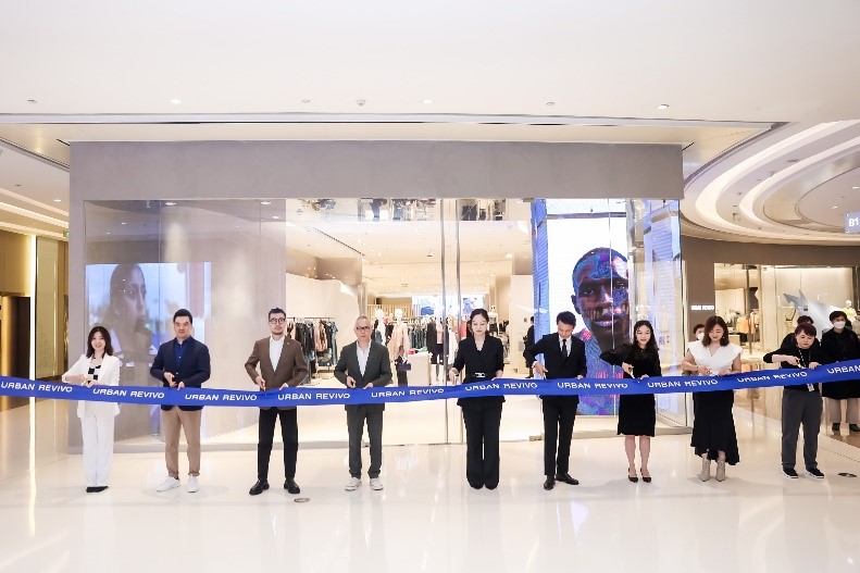 urbanrevivo经营模式,urbanrevivo实体店活动