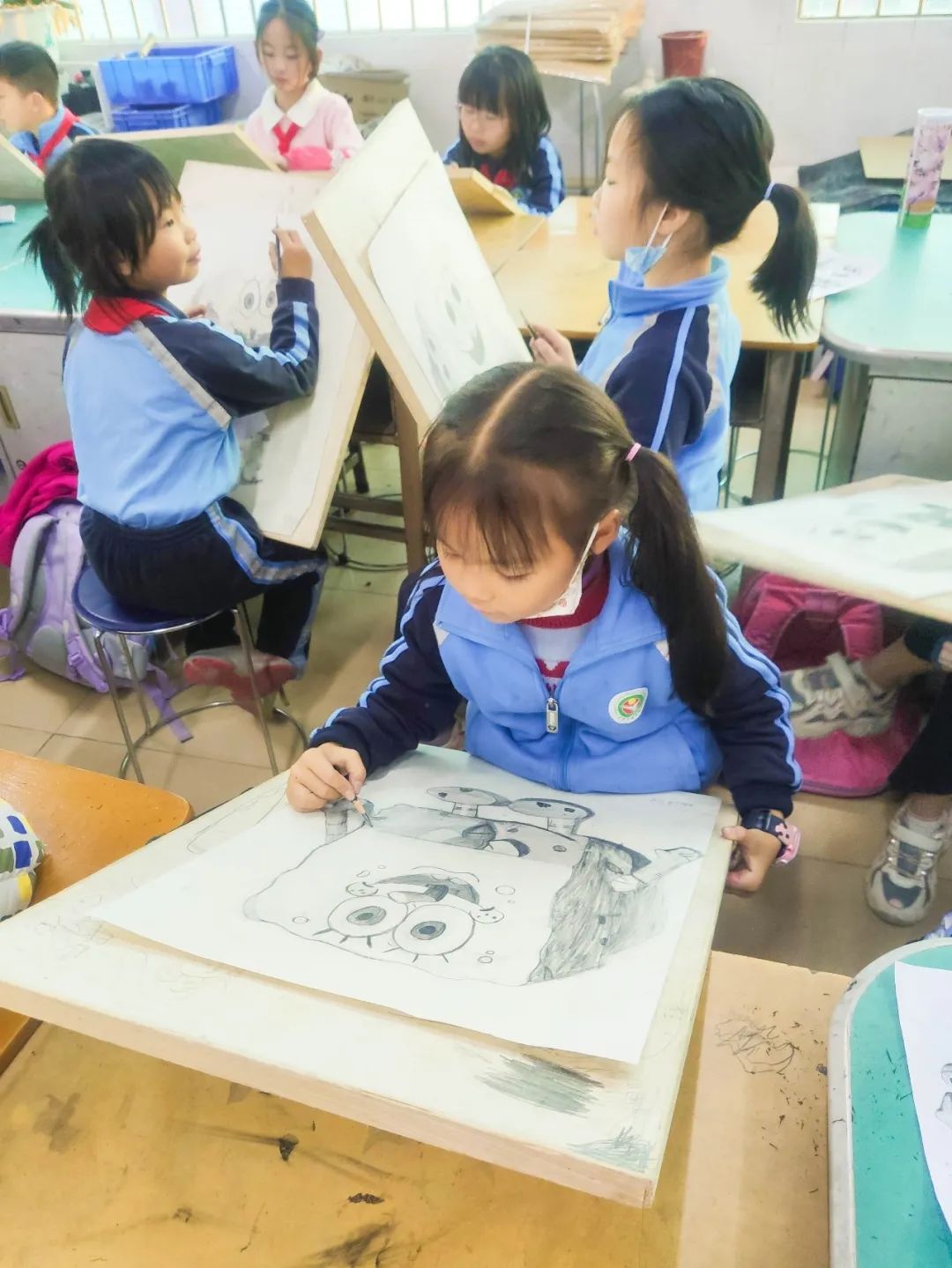 东莞市塘厦镇林村小学校园,东莞市塘厦镇林村小学