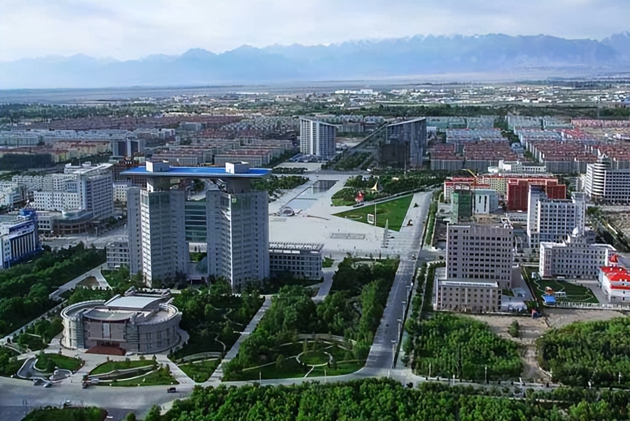 我国面积最大的城市是重庆吗,全国面积最大的城市重庆