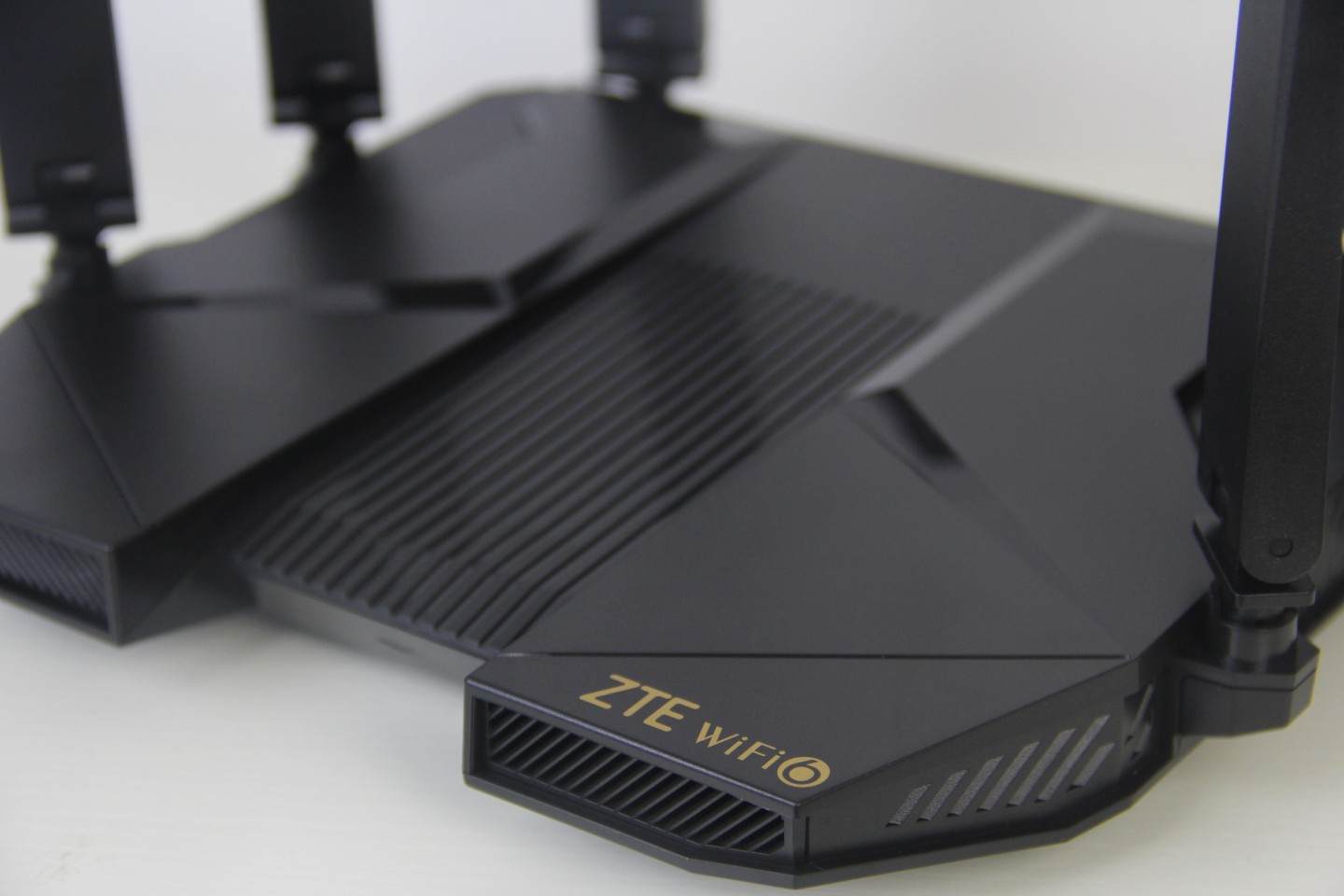 中兴ax5400prolan口千兆口,中兴路由器ax5400pro测试评测