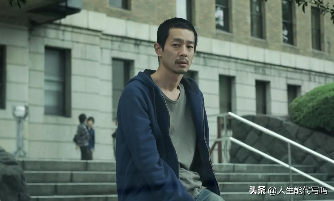 《如沐爱河》：关于真相与谎言，短暂又漫长