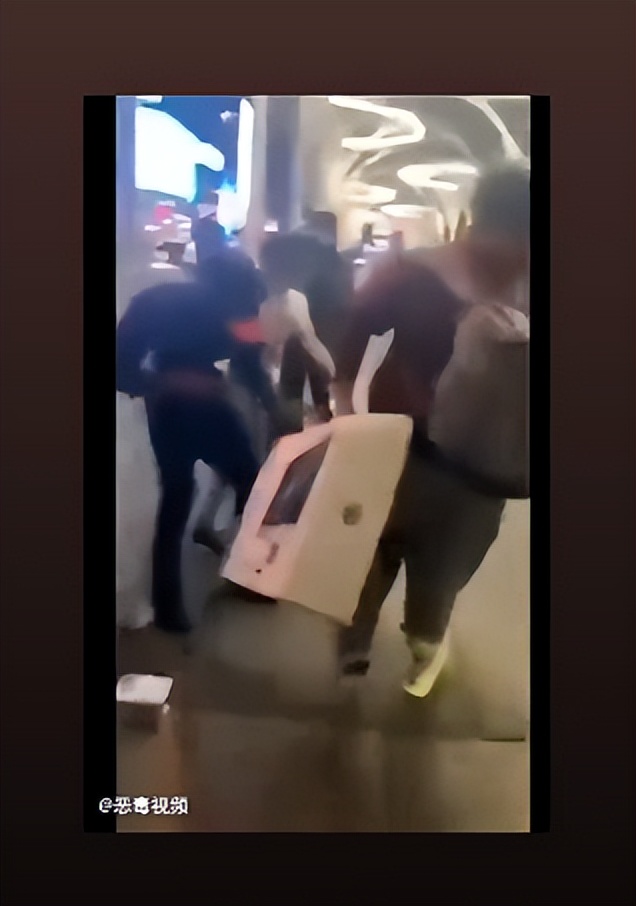 沃尔玛被零元购关店,沃尔玛被零元购关门