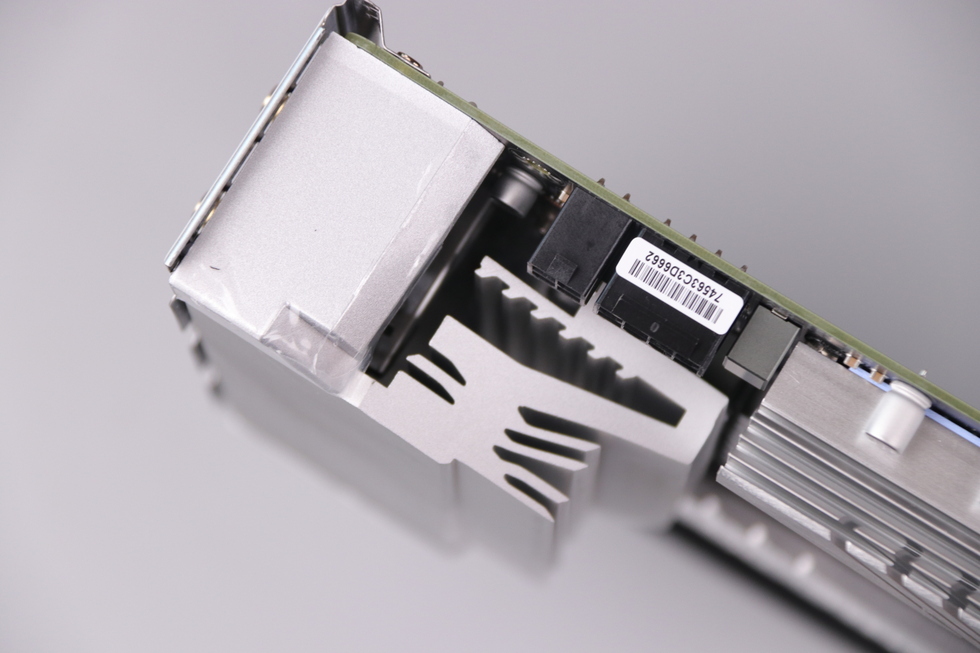 技嘉小雕b760m适合多大的机箱,技嘉小雕b760m黑科技测试