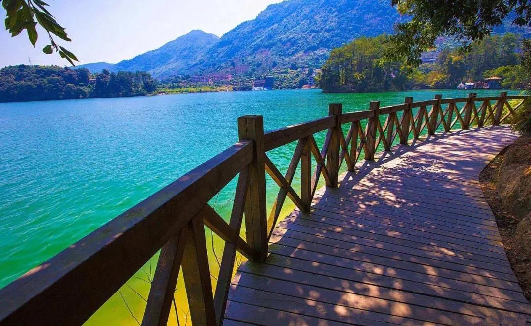 广州从化温泉度假别墅带泳池,广州从化水上威尼斯泳道别墅