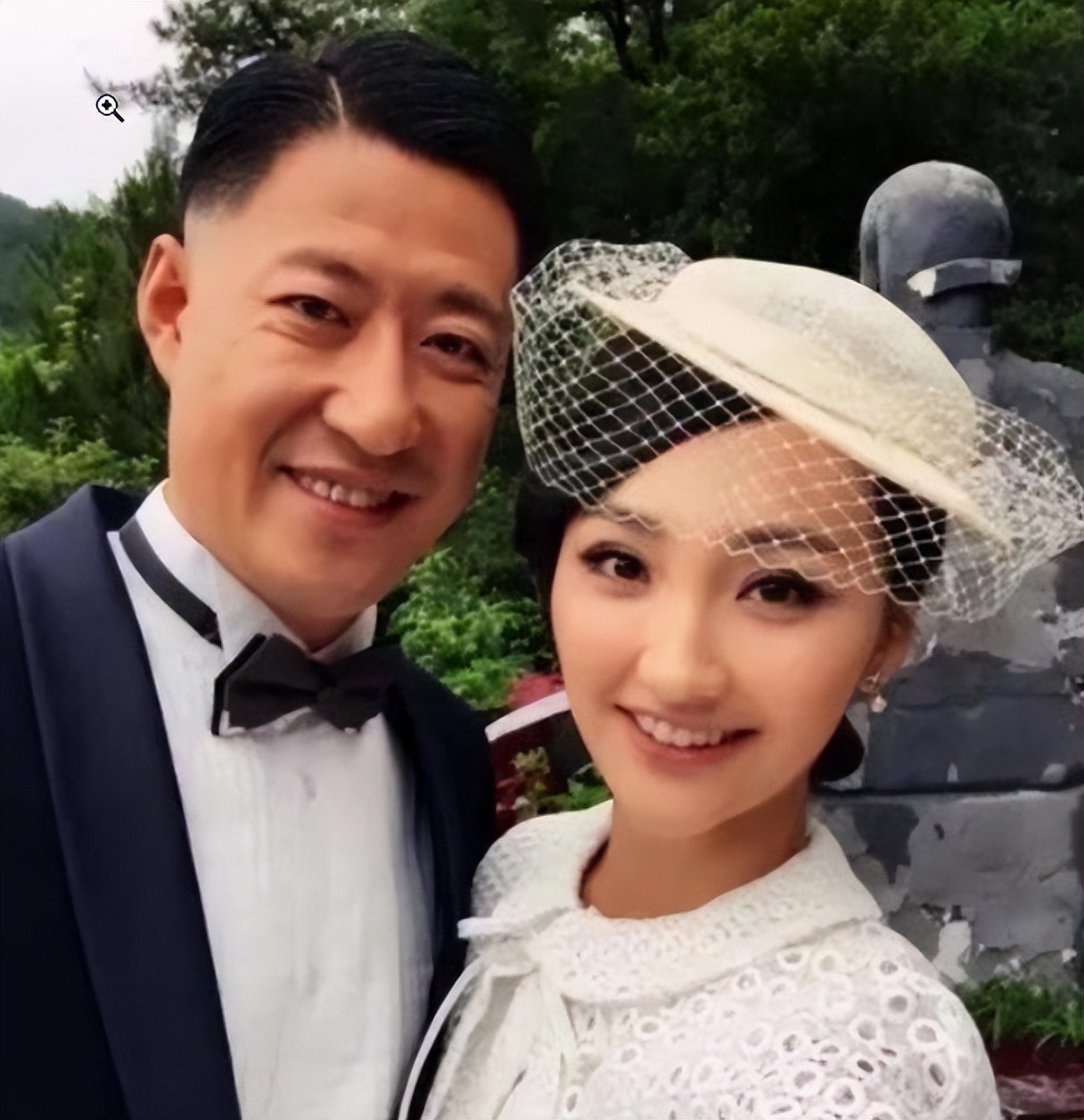 低调恩爱的明星夫妻,10对恩爱的明星夫妻视频