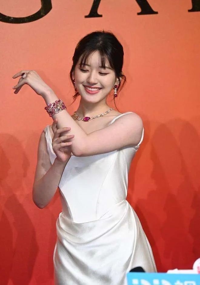 这一年，内娱女星千姿百态，唯这3种“惊艳”，牢牢抓住了我眼球