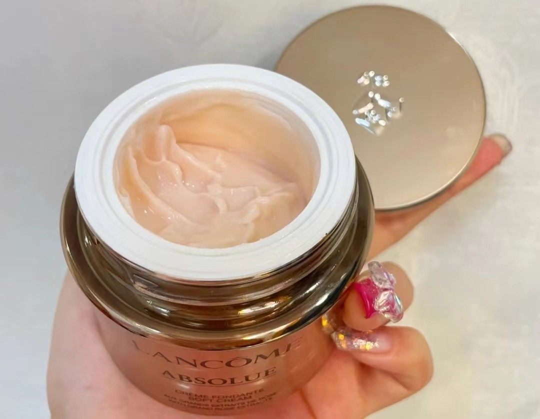 秋冬30岁用什么面霜比较好,过了三十岁女人该用什么护肤品