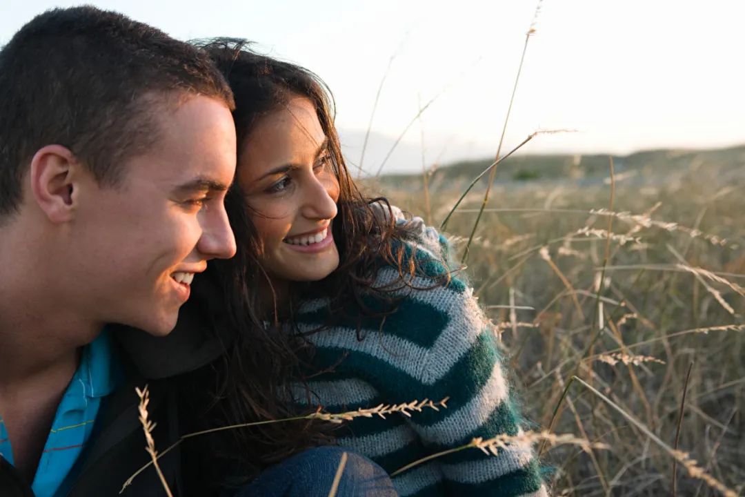 张爱玲真正的成熟就是喜欢,张爱玲年轻的时候小说