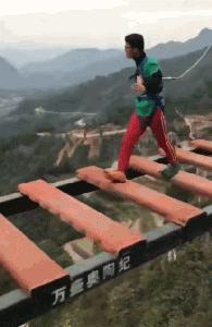 穿泳衣还可以穿内衣吗,穿泳衣和穿内衣有什么不同