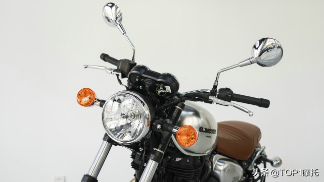 逸500复古测评,两万左右的500cc摩托车复古二手