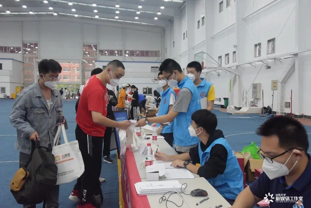 山海有相逢风雨有归期,山海有相逢相见有归期