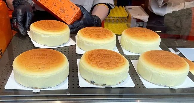 1人1天限购1个，要用身份证买的芝士蛋糕，是什么味道？