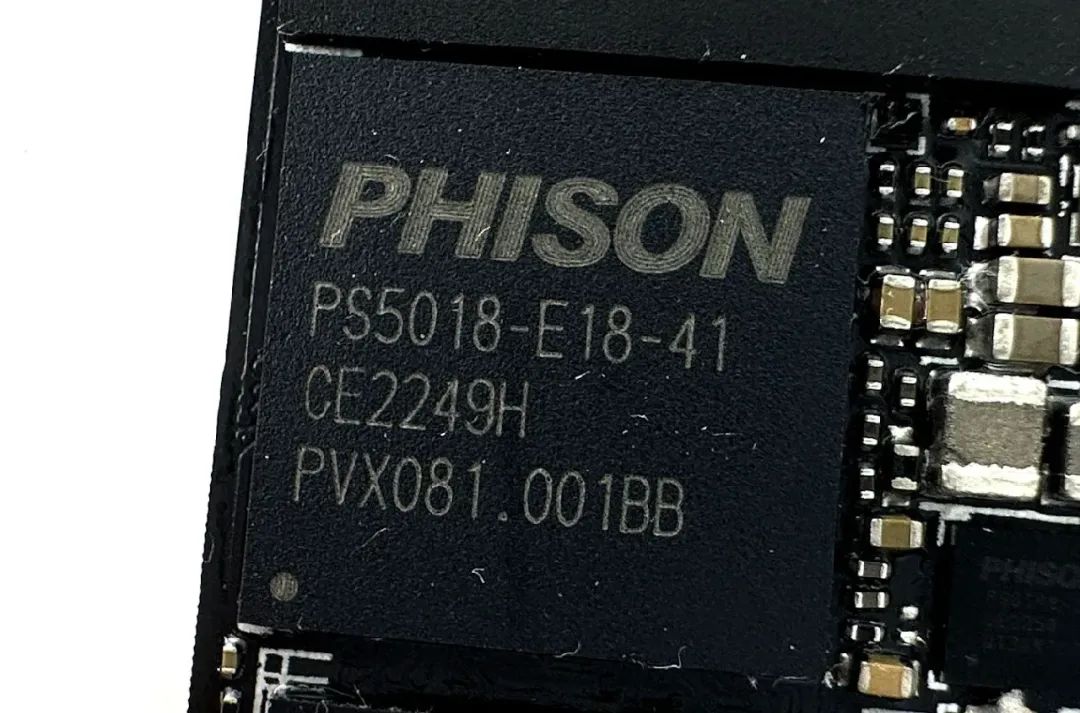 技嘉473gen4固态硬盘好不好,技嘉黑雕pcie4.0固态评测