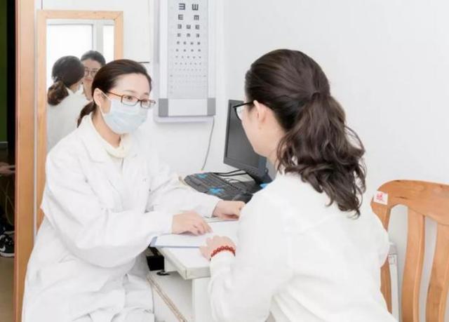 宫颈病变前会有什么异常,女子经期异常查出罕见病