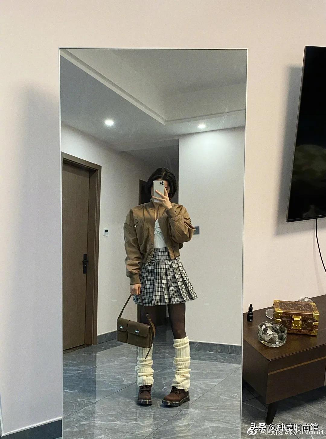 4种不同风格的春季穿搭示范,4种风格20套冬日穿搭照着穿就对了