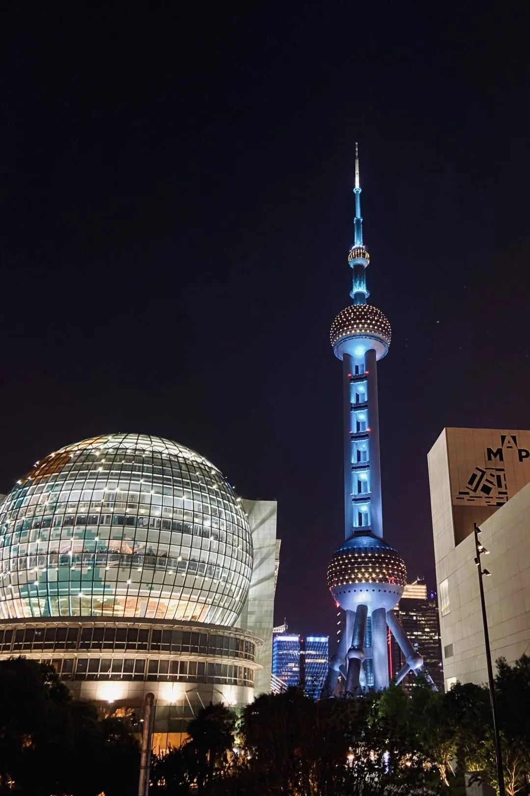 小布摄影团丨魔都夜生活的N种打开方式，快收藏起来→