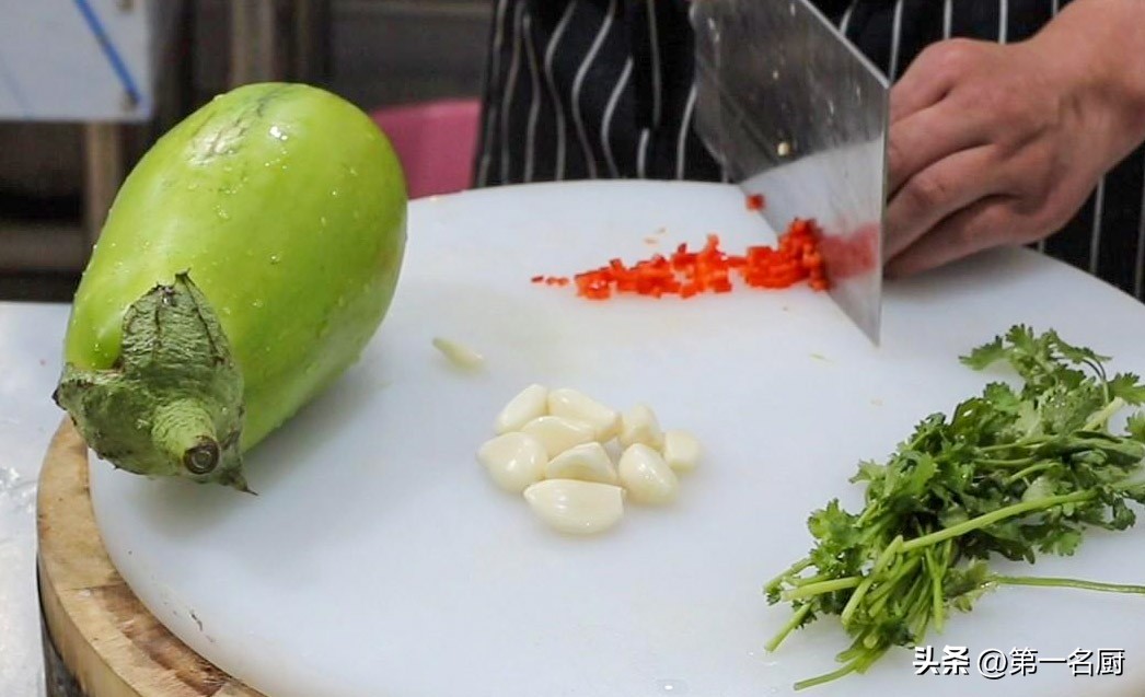 夏天肝火旺吃什么菜最好,湿热肝火旺吃什么菜