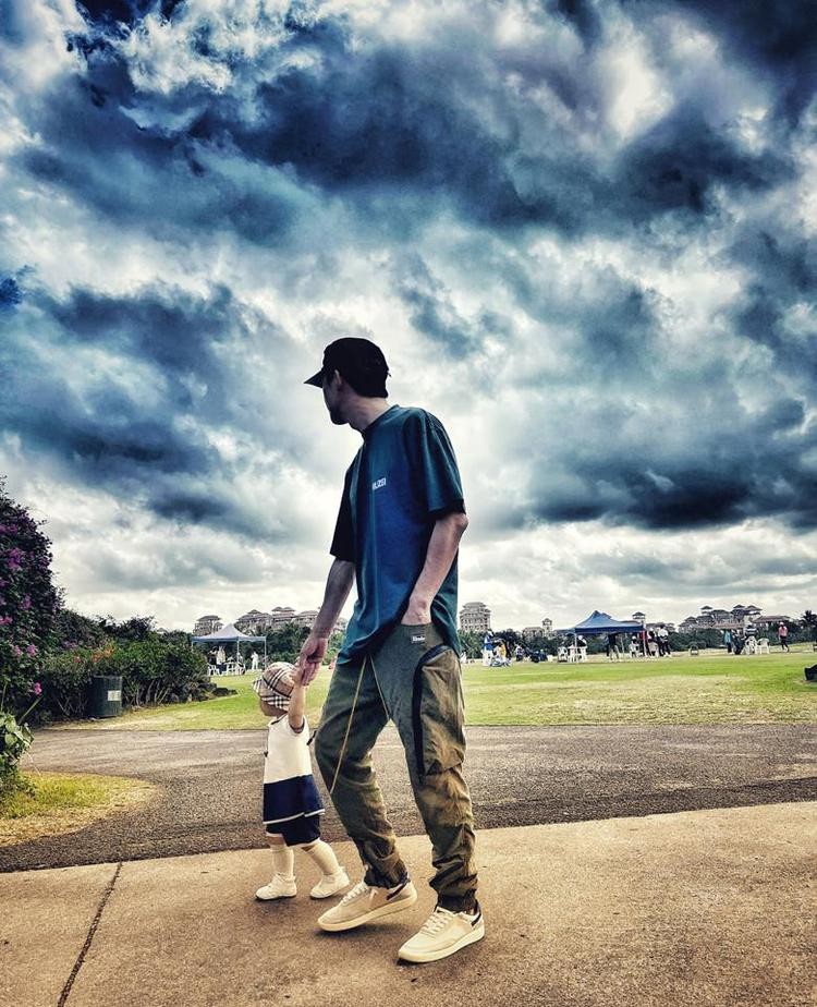 高斯王阳结婚照 (高斯王阳照片)