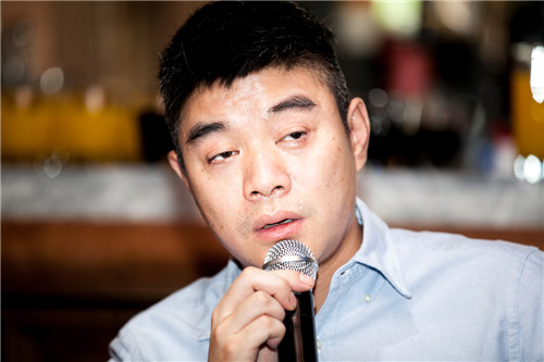 成立十年越走越凉，从“约友神器”到老年专区，陌陌能否再续辉煌