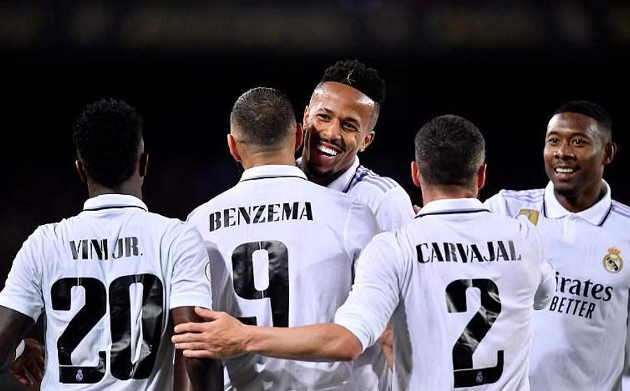 巴萨0-4落败大巴黎之后的逆转,巴萨4年来首次遭遇西甲两连败