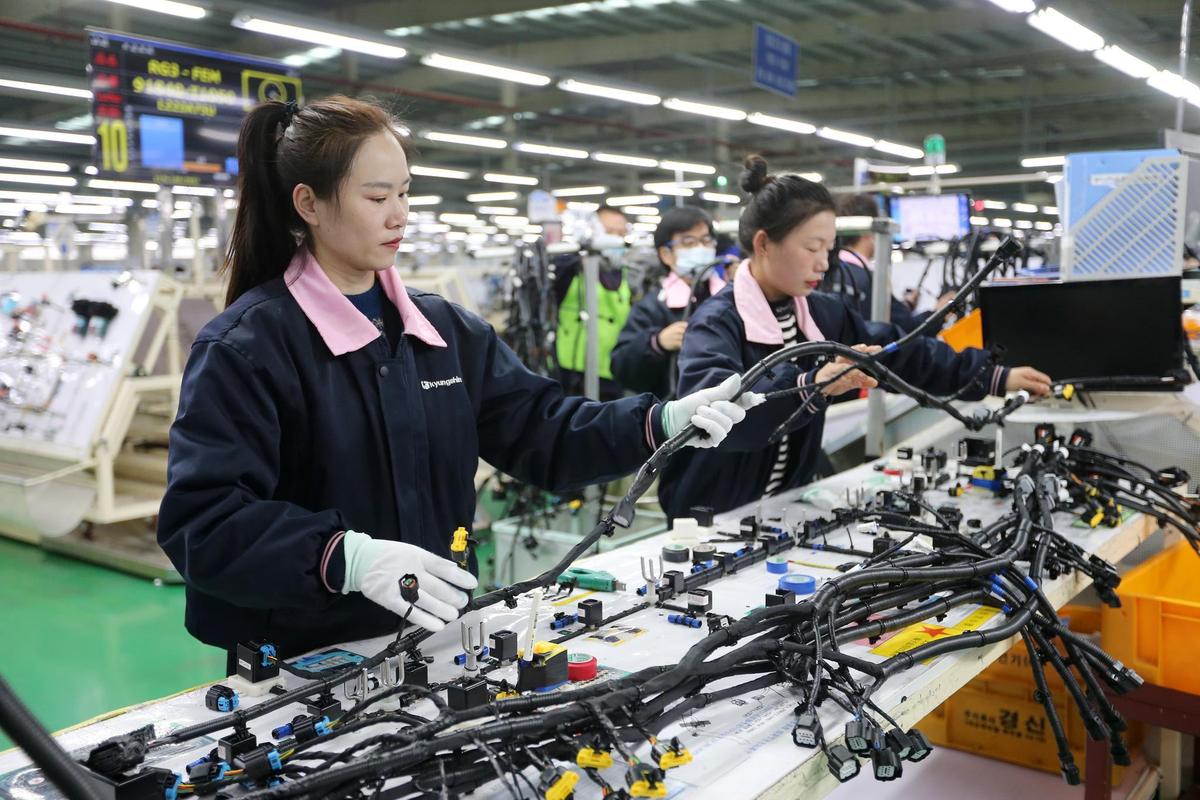 月薪3000招不到民工,月薪三千招不到农民工