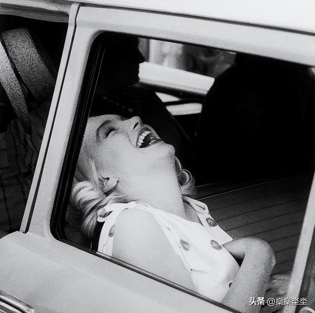 男人愿花大价钱买我一个吻，却没人愿意花五十美分了解我的灵魂