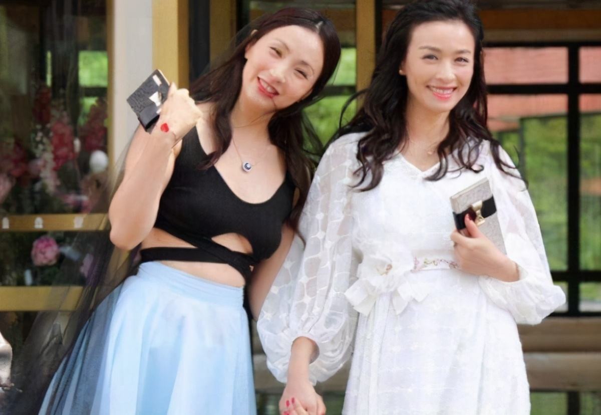 娱乐圈的真实姐妹情你get到了吗,娱乐圈最感人的姐妹情