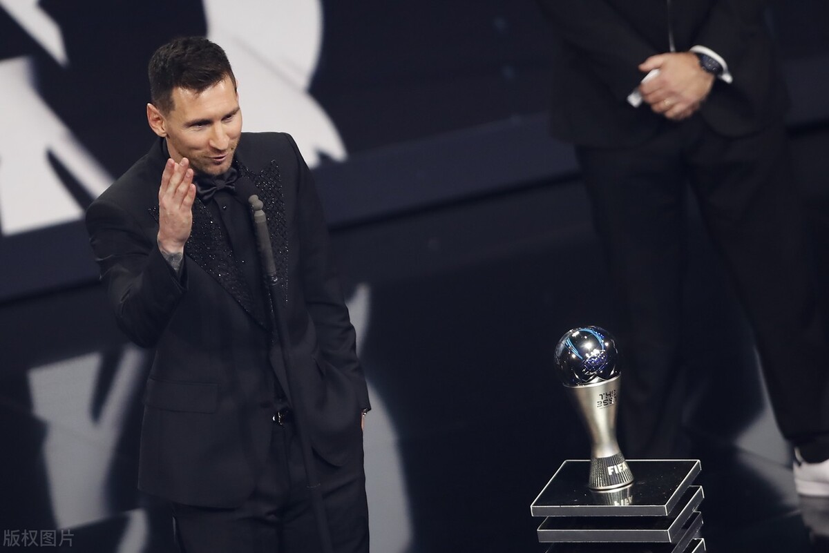 梅西获世界杯金球奖,梅西获大力神杯