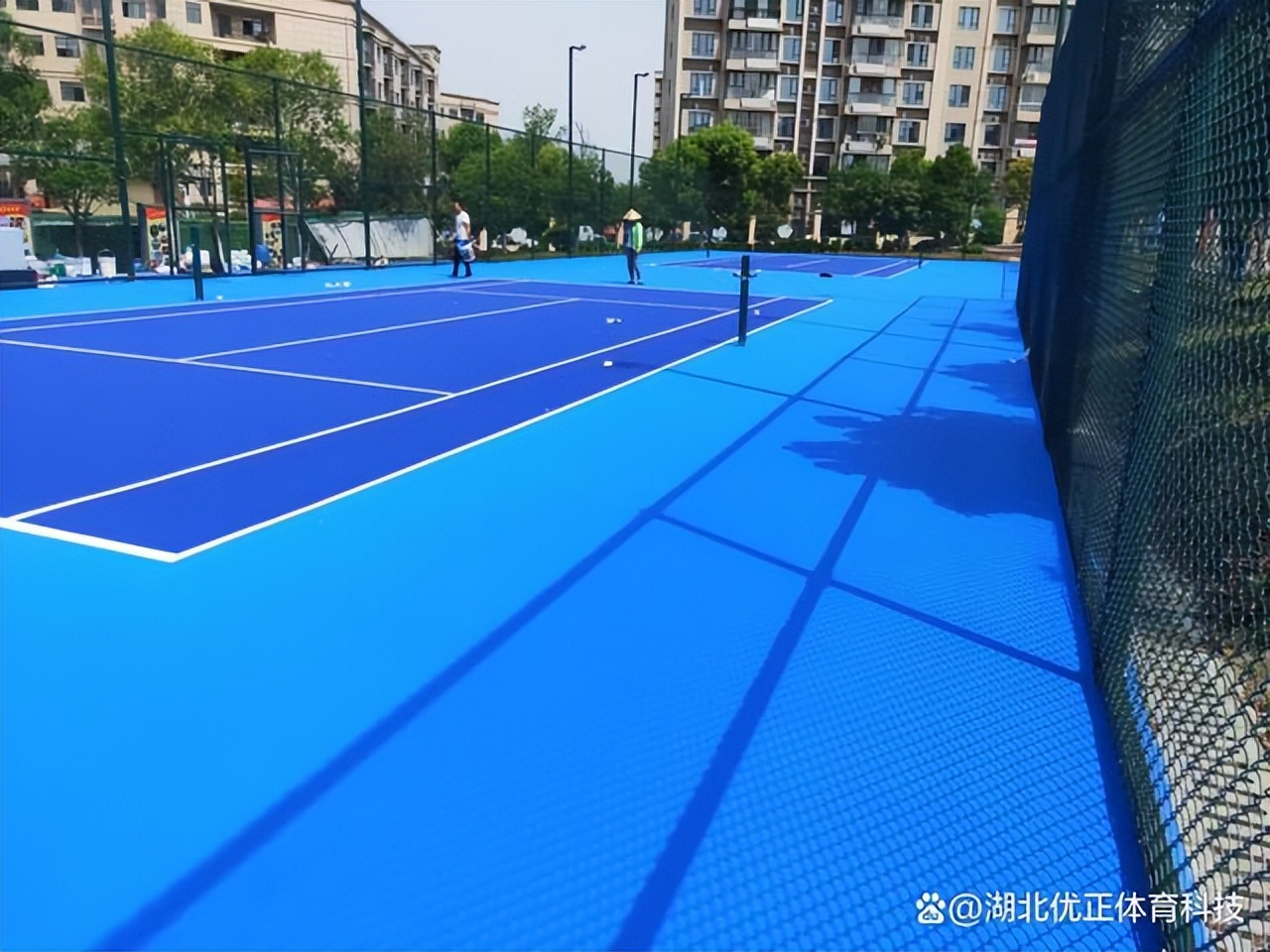 网球场划线施工视频,网球场地面施工教程
