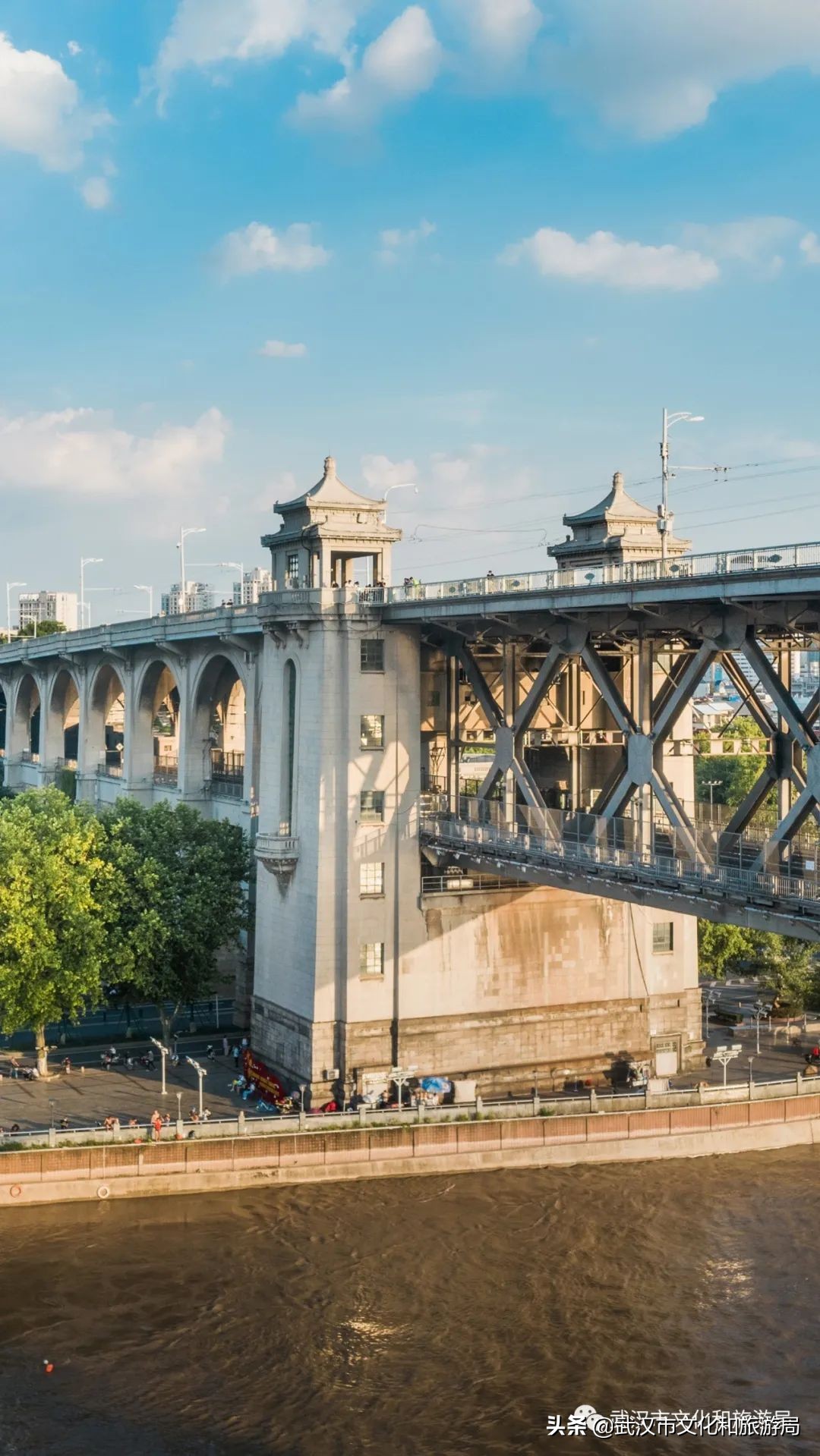 武汉值得玩的地方排名,武汉必吃榜top1