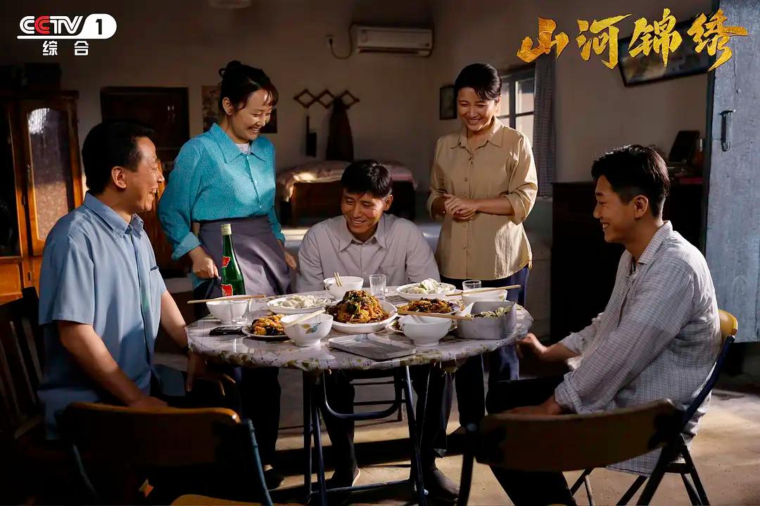 继《山海情》后央视又一王炸剧？年末大戏《山河锦绣》正在热播，描绘脱贫决战史诗画卷！