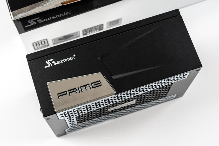 华硕proart4070ti开箱,华硕proartx670配什么显卡