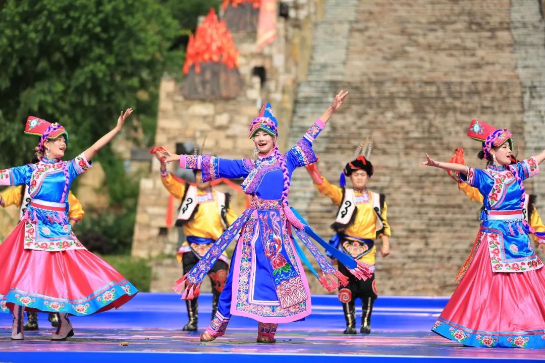 川西阿坝旅游详细攻略地图,川西阿坝旅游攻略三天