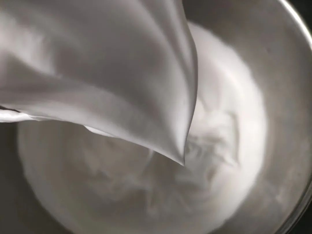 韩国ins博主，用饼干做创意蛋糕，一天1000个不愁卖