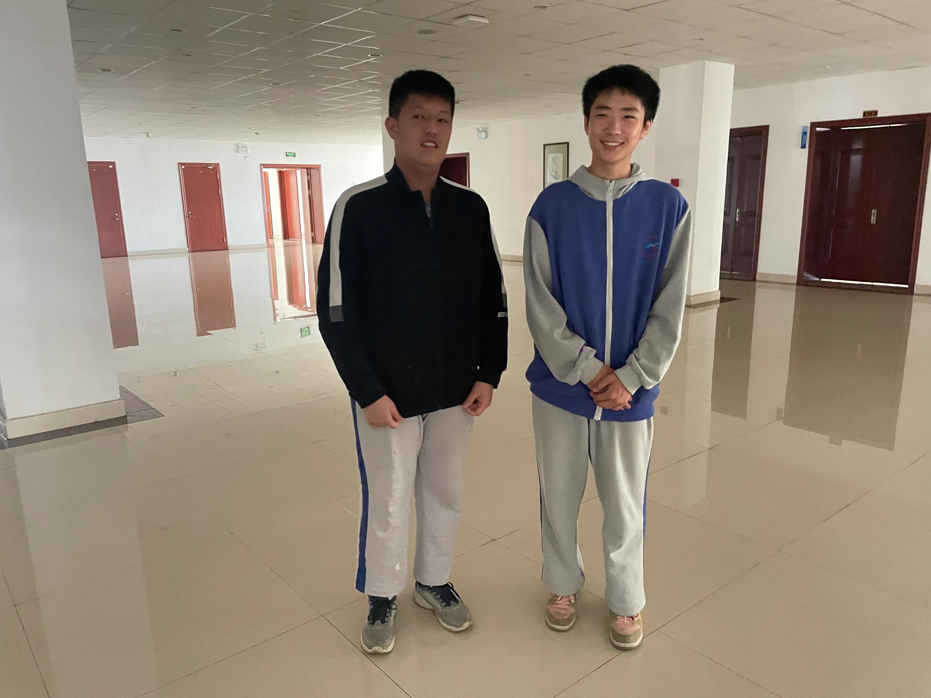 新学年第二学期No.258舒经活血勤锻炼感谢派驻病号看