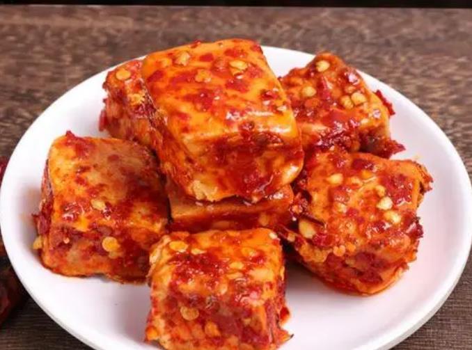 霉豆腐到底要不要上锅蒸？原来大厨是这样做的，难怪无黑毛