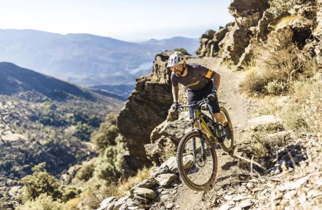 强大功能性Canyon推出全新Neuron软尾山地车