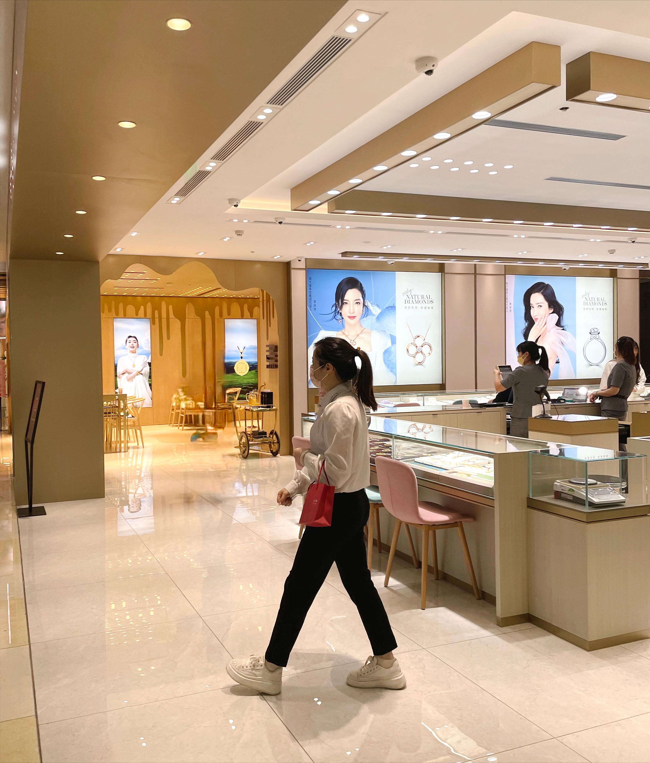 买黄金首饰到哪家店,买黄金珠宝首饰有哪些品牌店